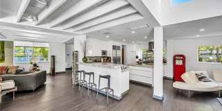 4975 Delaware Avenue Gallery 4