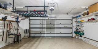 2044 MICHIGAN AVENUE NE Gallery 46