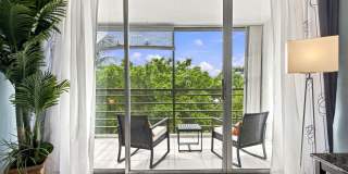 113 ROYAL PARK Drive Gallery 1