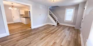 Elegant 3-Bedroom Home with Designer Finishes & Private Backyard! Gallery 7