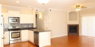 Long Realty & Property Management - 3 Bedroom Condo in Gated Community with Amenities Gallery 5