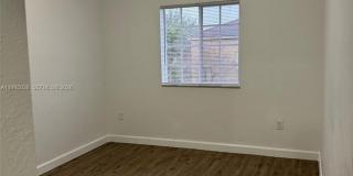 319 SE 20th Ter Gallery 12