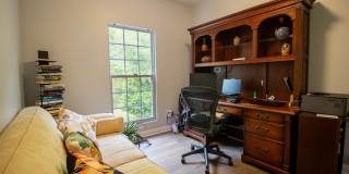 1225 Marbank Street Gallery 10