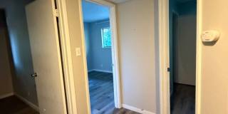 3 bedroom 1 bath duplex Gallery 7