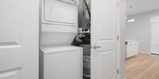 Crossline Gallery 43