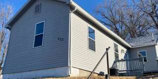 Two bedroom single family house within walking distance of Blessing Hospital. Gallery 1