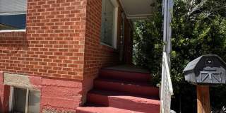 Charming Upstairs apartment Gallery 1