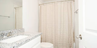 Pleasant Green Townhome Near Downtown Crozet Gallery 14