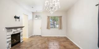 Beautiful One Story 2 Bedroom Townhome With 2 Car Attached Garage Gallery 8