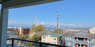 Spacious 3 & 4 Bedroom Apartments Near WWU + Downtown Gallery 75