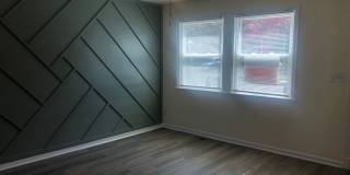 Beautiful Renovated 3BR/2BTH Brick Townhome Gallery 12