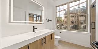 326 North 12th Street Gallery 37