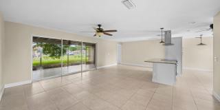 Beautiful 3 bedroom 2 bathroom single family home in Fort Myers with fenced yard! Gallery 4