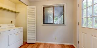 840 North St. Gallery 29