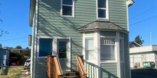 Charming Four Bedroom Home in the Heart of Bellingham! Gallery 1