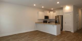 3-Bedroom Townhome - Admiral's Quarters Gallery 7