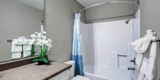 The Henley Apartment Homes Gallery 15