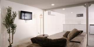 Ditmas Park Gallery 26