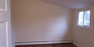 68 University Heights Drive Gallery 8