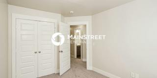 1035 Saddlestone Drive Gallery 13