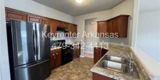 Spacious 3-Bedroom Springdale Home with Fenced Yard Gallery 5