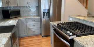 2 Bedroom, 2.5 Bath, Beautiful Custom Home for Rent! 2 Bedroom, 2.5 Bath, Beautiful Custom Home for Rent! Gallery 15