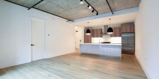 111 S PEORIA Street Gallery 7