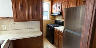 5 Bedroom Pet Friendly House in Lancaster! Gallery 6