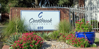 Crestbrook Apartments Gallery 1