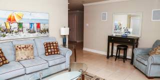 339 13th St S Street Gallery 6