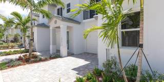 6979 Pines Circle Gallery 2