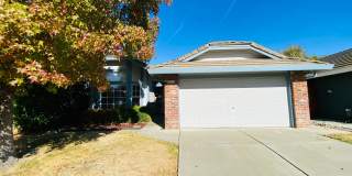 3 Bedroom Home in Hampton Oaks Gallery 1
