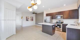 20814 NE 5th Ct Gallery 4