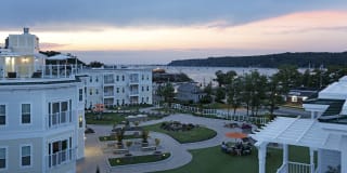 The Shipyard at Port Jefferson Harbor Apartments The Shipyard at Port Jefferson Harbor Apartments Gallery 23