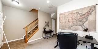 Fully Furnished Downtown 2 Bed, 4 Bath Executive Townhouse Gallery 40