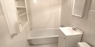 88 N Willett St Gallery 15