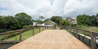 Waterfront in Shalimar with Dock and Lift Waterfront in Shalimar with Dock and Lift Gallery 49
