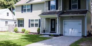 Single Family Home in Norfolk Single Family Home in Norfolk Gallery 1