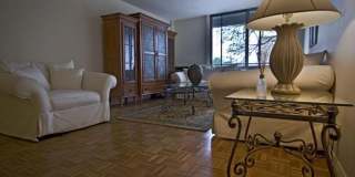 Charming 2 Bedroom-No Broker Fee Gallery 3