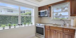 60 Yacht Club Drive unit: 101 Gallery 4