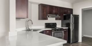 Terraces at La Jolla Village Apartments Gallery 14