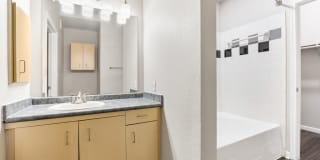 Artisan Apartments & Shops Gallery 48