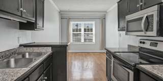 2002 Greene Street 113 Gallery 6