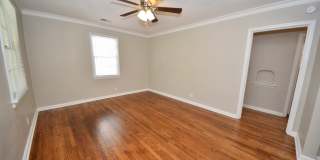 Charming updated 3 bed, 1 bath home near Midtown and Pink Palace. Gallery 18