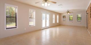 Spacious 4-Bedroom, 3-Bath Rental in Quiet DeBary Cul-de-Sac Gallery 16