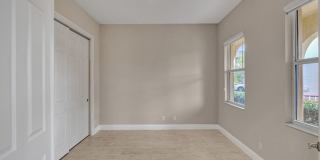 Great Pool Home with excellent lake View in Heron Bay, Parkland Gallery 20