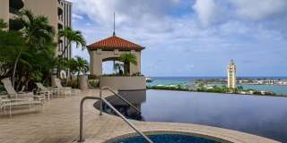 66 Queen Street unit: 1605 Gallery 4