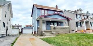 3 Bed - 1 Bath Colonial for Rent | Newly Renovated! Gallery 1