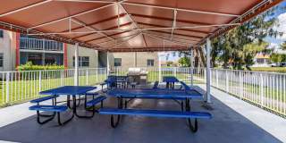 Lago Club Apartments Gallery 8