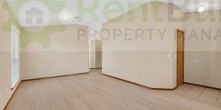 ***MAY SPECIAL!! $500 OFF YOUR 2ND MONTH'S RENT!*** ***MAY SPECIAL!! $500 OFF YOUR 2ND MONTH'S RENT!*** Gallery 6